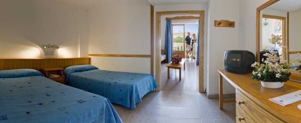 Aparthotel Ferrer Lime Isabel Cala Bona  Exterior photo
